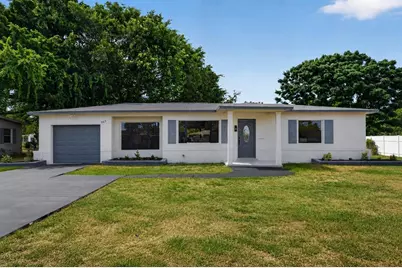 763 65th Avenue S, Saint Petersburg, FL 33705 - Photo 1