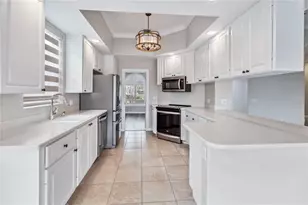 11819 Batello Ln, Orlando, FL 32827 - Photo 10