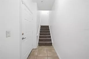 2532 Grand Central Pkwy, Orlando, FL 32839 - Photo 6
