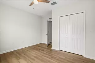1721 White Water Ct, Davenport, FL 33837 - Photo 12