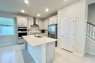 14049 Kauai Dr, Orlando, FL 32827 - Photo 8