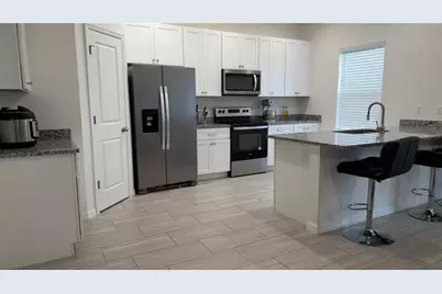 408 Cierra Oaks Circle, Lady Lake, FL 32159 - Photo 6