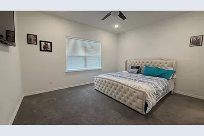 408 Cierra Oaks Circle, Lady Lake, FL 32159 - Photo 10