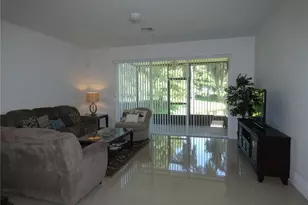 6105 Twain St, Orlando, FL 32835 - Photo 8