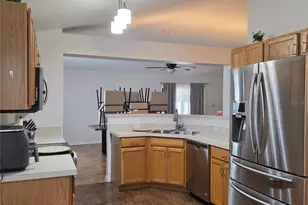 2215 Kingscrest Cir, Apopka, FL 32712 - Photo 4
