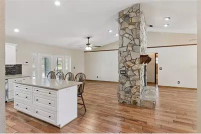 3905 Lemon Tree Ct, Lakeland, FL 33813 - Photo 8