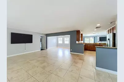 6193 Valerian Boulevard, Orlando, FL 32819 - Photo 10