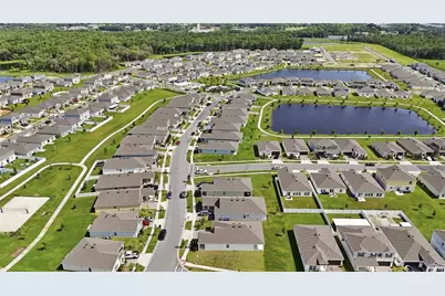 1374 Brentwood Drive, Kissimmee, FL 34746 - Photo 10