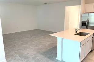 1374 Brentwood Dr, Kissimmee, FL 34746 - Photo 8
