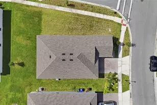 1374 Brentwood Dr, Kissimmee, FL 34746 - Photo 4