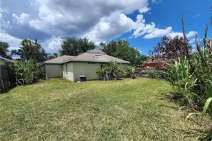 5298 Yaupon St, Orlando, FL 32811 - Photo 4