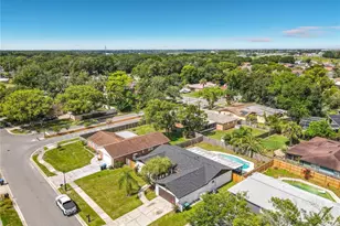 8676 Hillside Dr, Orlando, FL 32810 - Photo 4