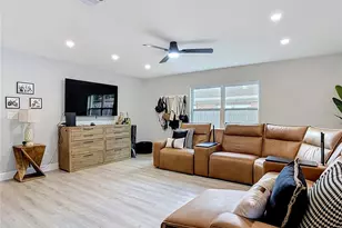 8676 Hillside Dr, Orlando, FL 32810 - Photo 14