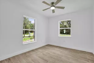 300 Cherokee Ave, Orange City, FL 32763 - Photo 22