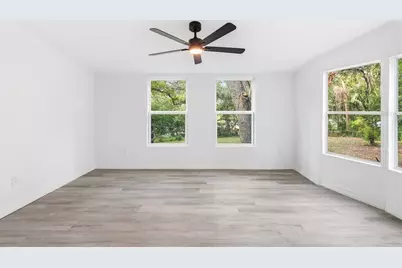 403 Acorn Circle, Fruitland Park, FL 34731 - Photo 8