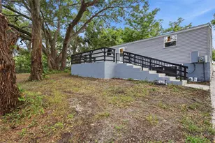 403 Acorn Cir, Fruitland Park, FL 34731 - Photo 32