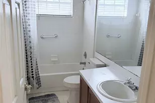 8025 Addison Ct, Orlando, FL 32835 - Photo 10