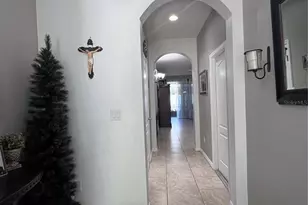 10426 Yellow Spice Ct, Riverview, FL 33578 - Photo 2