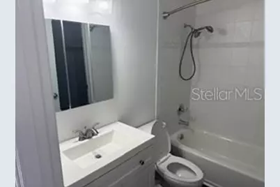 1134 Rue Des Rois #1134, Saint Petersburg, FL 33707 - Photo 12