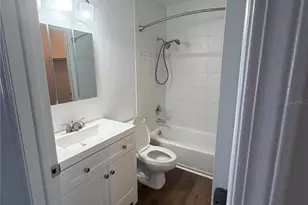 1134 Rue des Rois, Saint Petersburg, FL 33707 - Photo 6