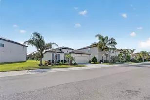 6938 Shelby Lynn Way, Zephyrhills, FL 33542 - Photo 4