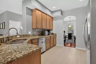 7438 Chelsea Harbour Dr, Orlando, FL 32829 - Photo 10