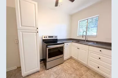 2235 45th Avenue N, Saint Petersburg, FL 33714 - Photo 2