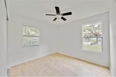 5433 579 Highway #A, Seffner, FL 33584 - Photo 6