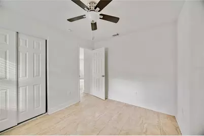 5433 579 Highway #A, Seffner, FL 33584 - Photo 10