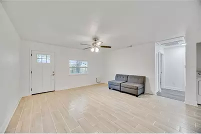 5433 579 Highway #A, Seffner, FL 33584 - Photo 12