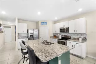 9024 Alba Ln, Kissimmee, FL 34747 - Photo 2