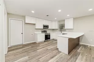5421 Lake Luther Rd, Lakeland, FL 33805 - Photo 10