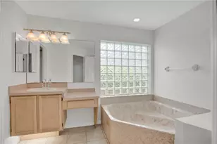 3886 Kingston Oaks Cove, Oviedo, FL 32765 - Photo 20