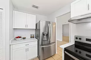 1714 Ben Cove Ct, Orlando, FL 32818 - Photo 8