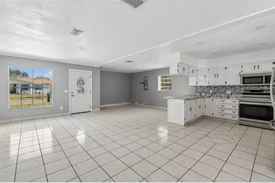 1719 Julian Lane Drive, Tampa, FL 33619 - Photo 10