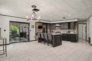 9027 Bonnet Way, Weeki Wachee, FL 34613 - Photo 6