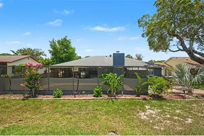 9027 Bonnet Way, Weeki Wachee, FL 34613 - Photo 26