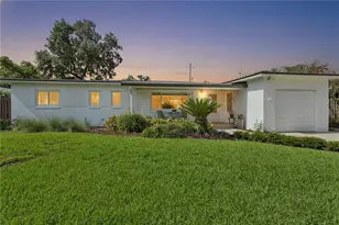 1010 N Palm Ave, Orlando, FL 32804 - Photo 1