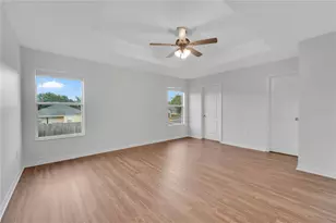 11228 Madison Park Dr, Tampa, FL 33625 - Photo 14