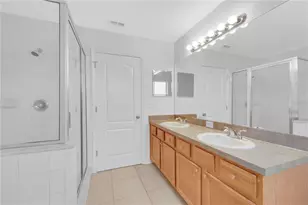 11228 Madison Park Dr, Tampa, FL 33625 - Photo 16