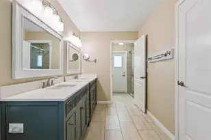 1000 N Lake Claire Cir, Oviedo, FL 32765 - Photo 18