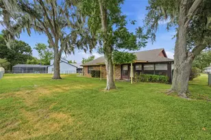 1805 Virginia Ct, Tavares, FL 32778 - Photo 32