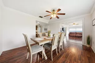1805 Virginia Ct, Tavares, FL 32778 - Photo 12