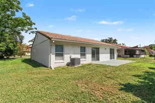 10157 Bluff Ct, Orlando, FL 32821 - Photo 26