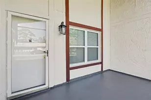 10157 Bluff Ct, Orlando, FL 32821 - Photo 4