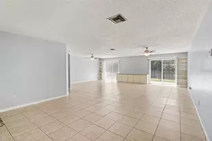 10157 Bluff Ct, Orlando, FL 32821 - Photo 6