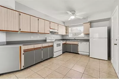 10157 Bluff Court, Orlando, FL 32821 - Photo 12