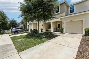 10837 Wyne Tree Ct, Orlando, FL 32824 - Photo 2