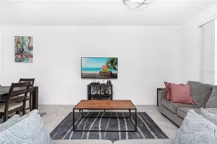 1069 Splash Shot Pl, Davenport, FL 33896 - Photo 10
