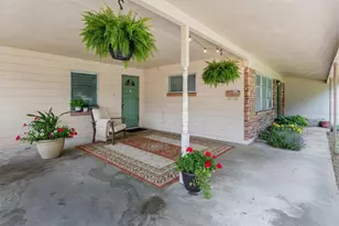 2406 Dellwood Dr, Orlando, FL 32806 - Photo 6